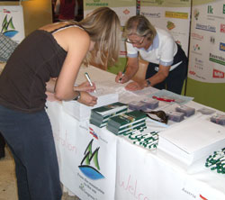 IFAJ 2008 Check-in